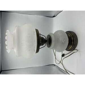 Elegant Antique Style Table Lamp with Floral Etched Glass Shade [COPY]